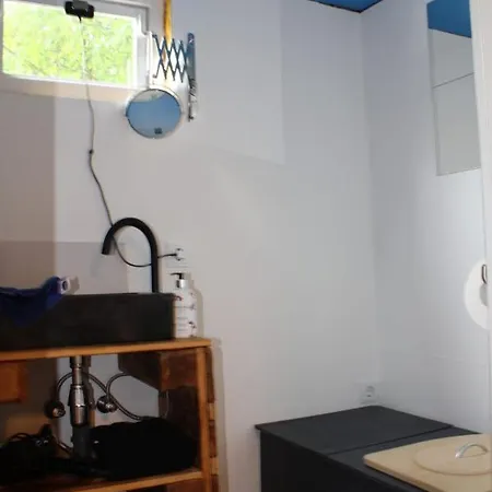 Tiny House Fur 2-4 Personen Am Badesee *