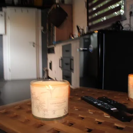 Appartamento Tiny House Fur 2-4 Personen Am Badesee Schortens