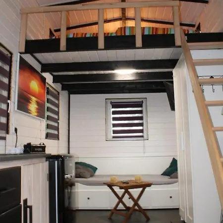 Tiny House Fur 2-4 Personen Am Badesee Schortens