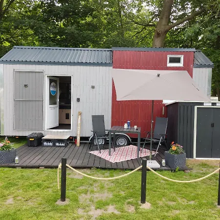 Tiny House Fur 2-4 Personen Am Badesee
