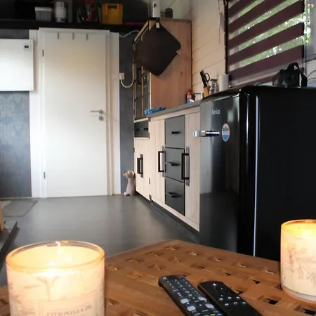 Appartamento Tiny House Fur 2-4 Personen Am Badesee